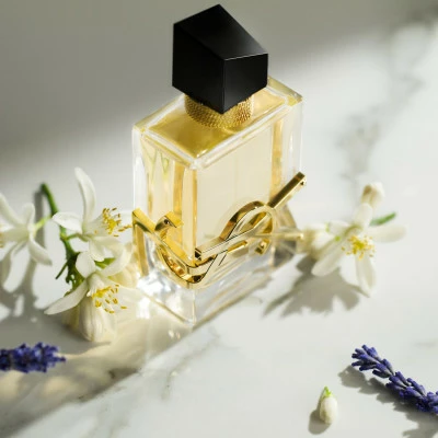 Yves Saint Laurent Libre Parfum Pour Les Cheveux – Image 7